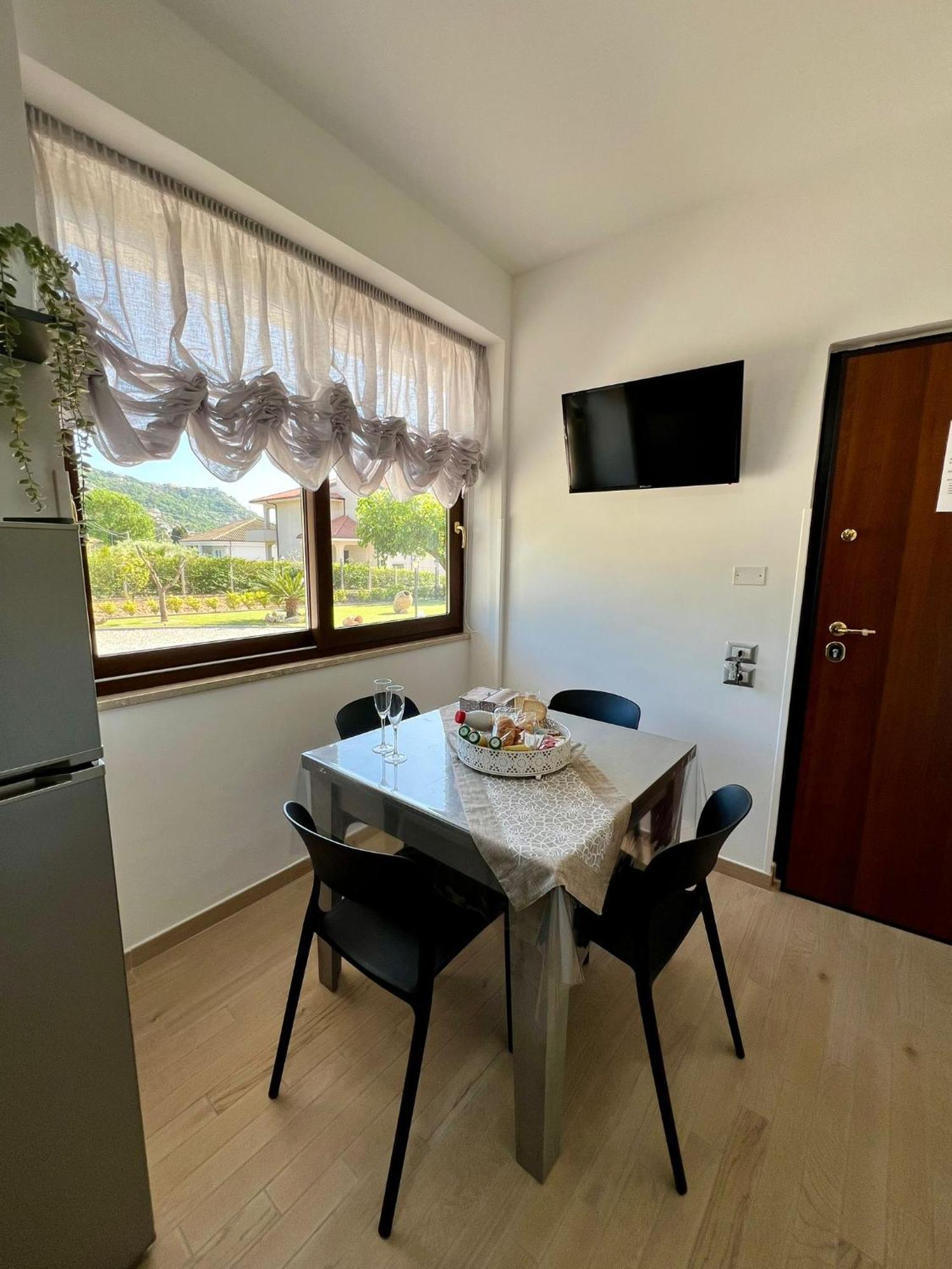 Apartmán a casa di Ale Santa Maria di Castellabate Exteriér fotografie
